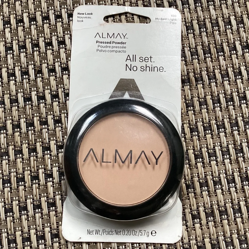Almay Pressed Powder 100 My Best Light New Wt. 0.20 oz/5.7 g New/Sealed